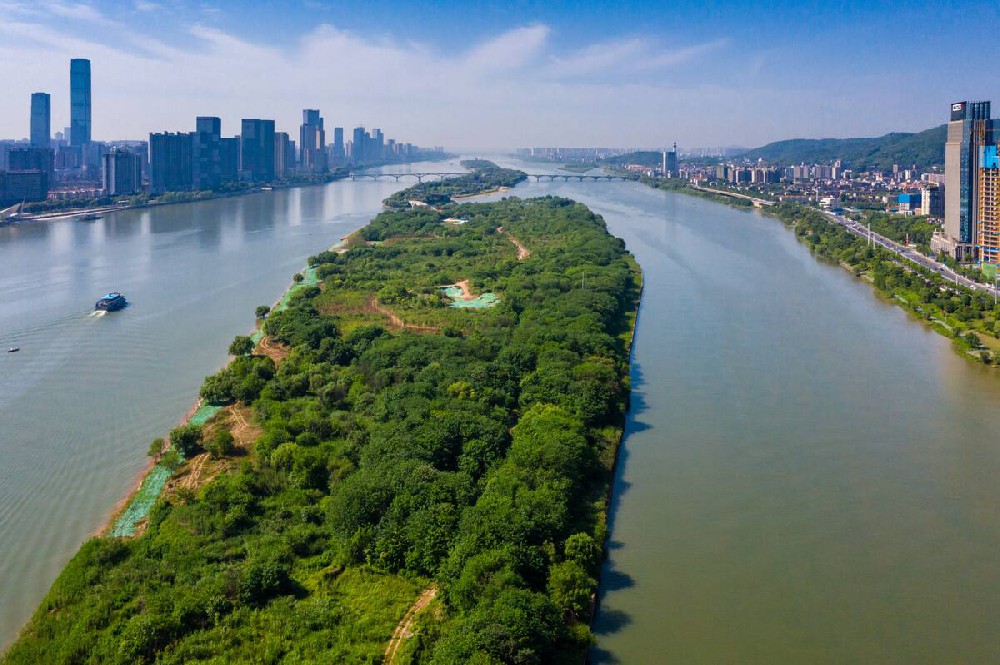 多靈呼吁開展“母親河”的環(huán)?；顒?dòng)